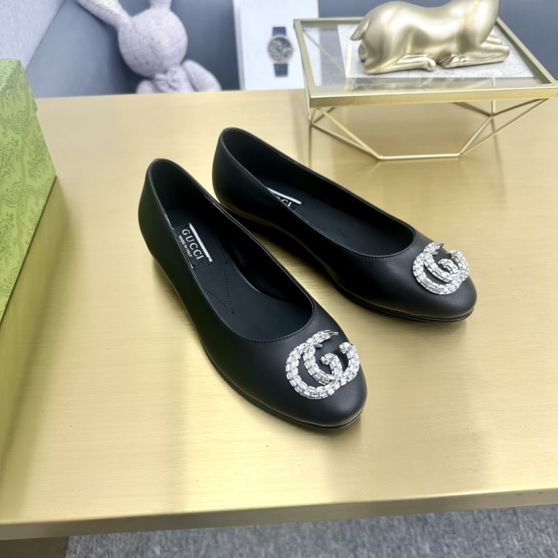 Gucci Flat Shoes